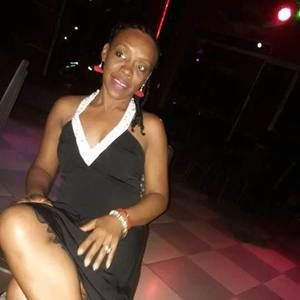 Meet your Posher, Carolina